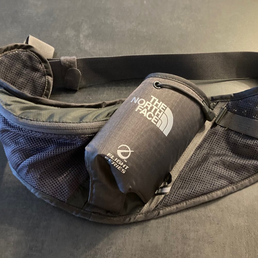 The North Face Enduro Belt - Perfect condition! - Picture 2 of 5